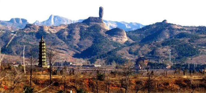 磬锤峰景区图片